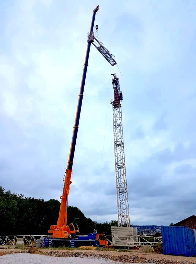Location Grue Mobile 100T