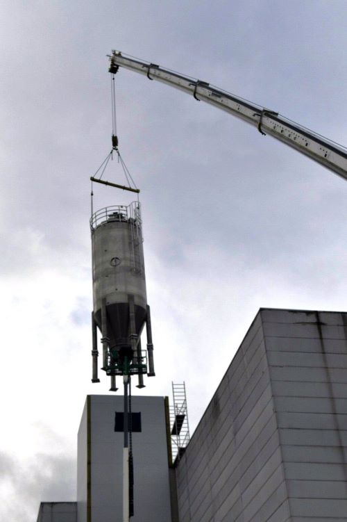 grue mobile Installation d'équipements industriels au Maroc