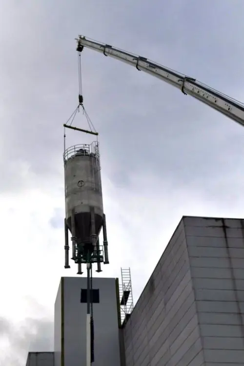 grue mobile Installation d'équipements industriels au Maroc